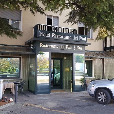 Hotel Dei Pini 梅多拉戈 外观 照片