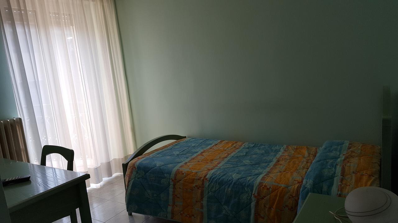 Hotel Dei Pini 梅多拉戈 外观 照片