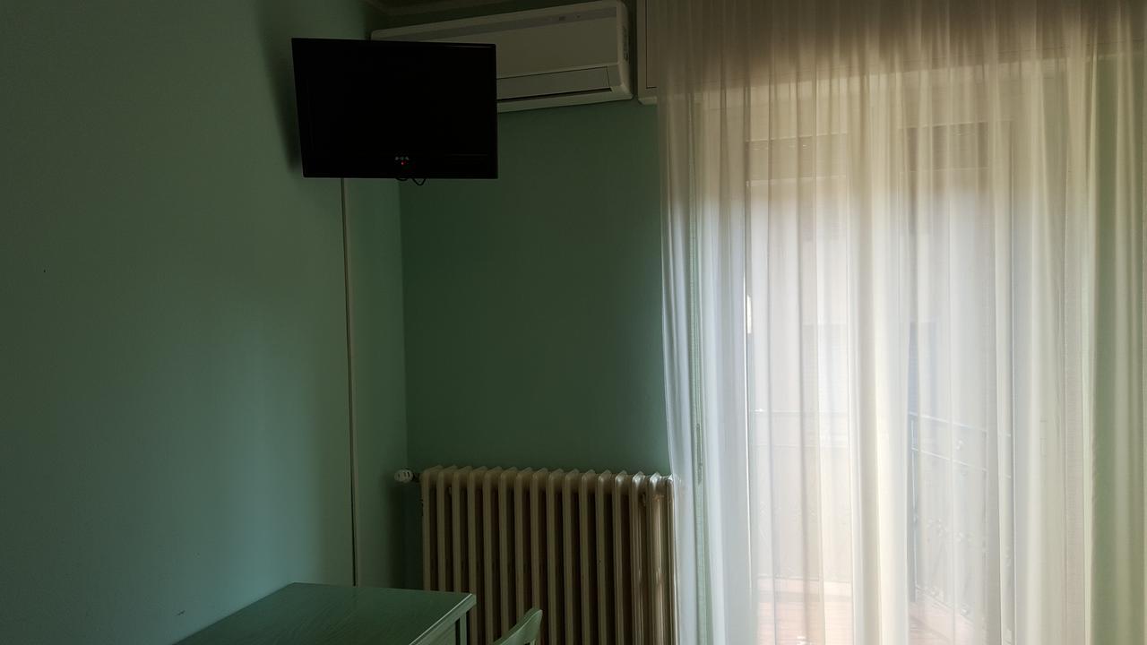Hotel Dei Pini 梅多拉戈 外观 照片